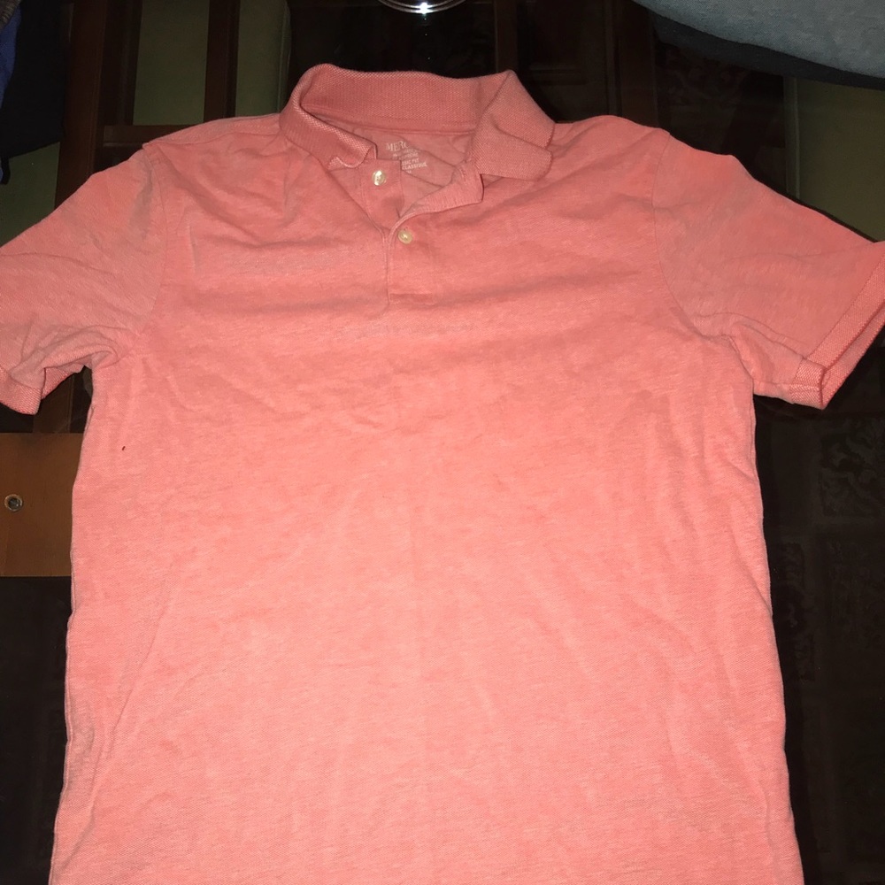 Men’s 3 button collared shirt